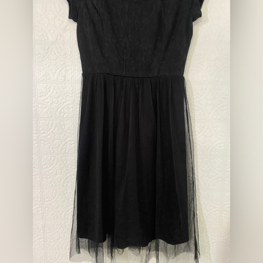 LC Lauren Conrad | Black tulle midi dress | Size Small | - Picture 5 of 5